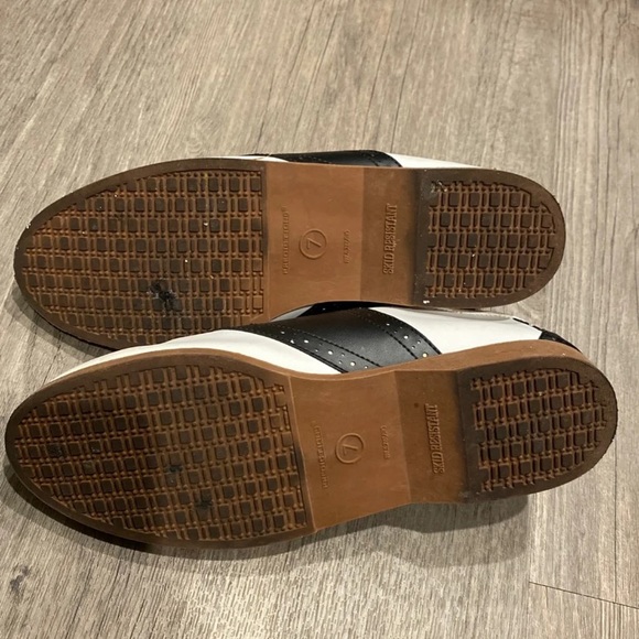 Vintage Shoes - Picture 2 of 6